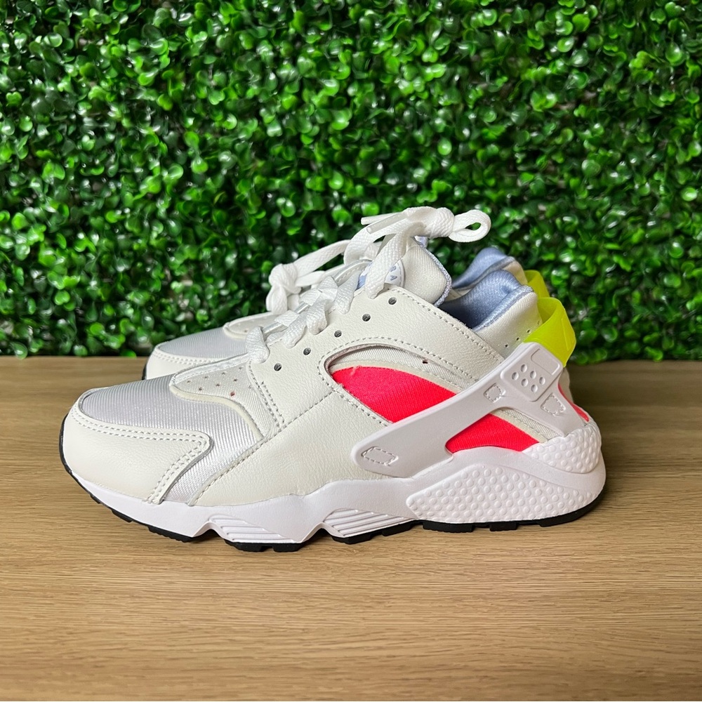 Nike White and Pink Athletic Shoes